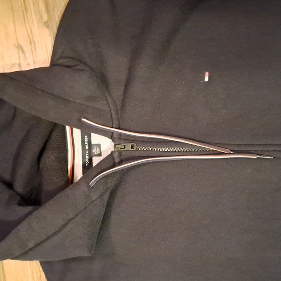 Tommy Hilfiger Jogger Set - Picture 3 of 11